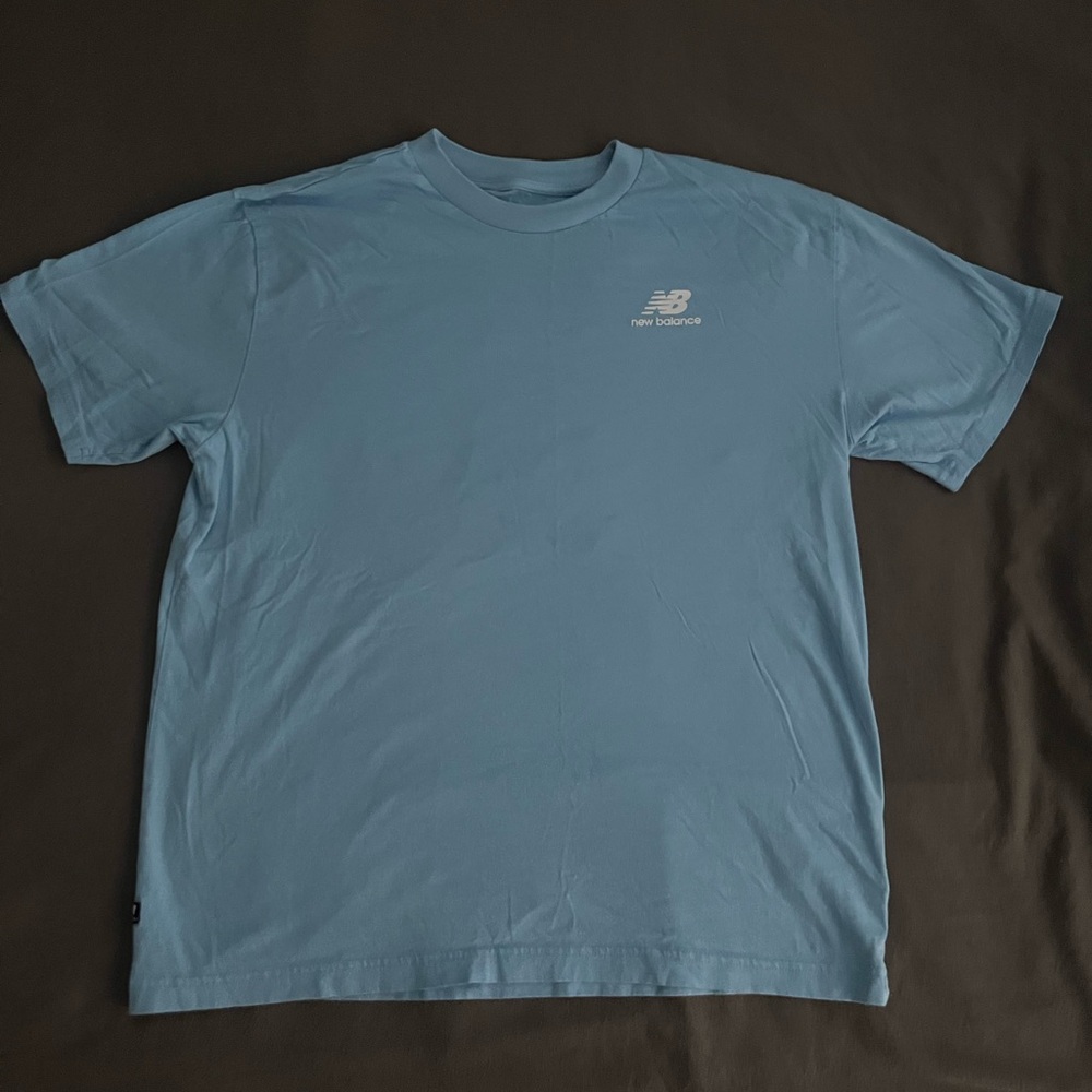 New balance, Sneaker T-shirt